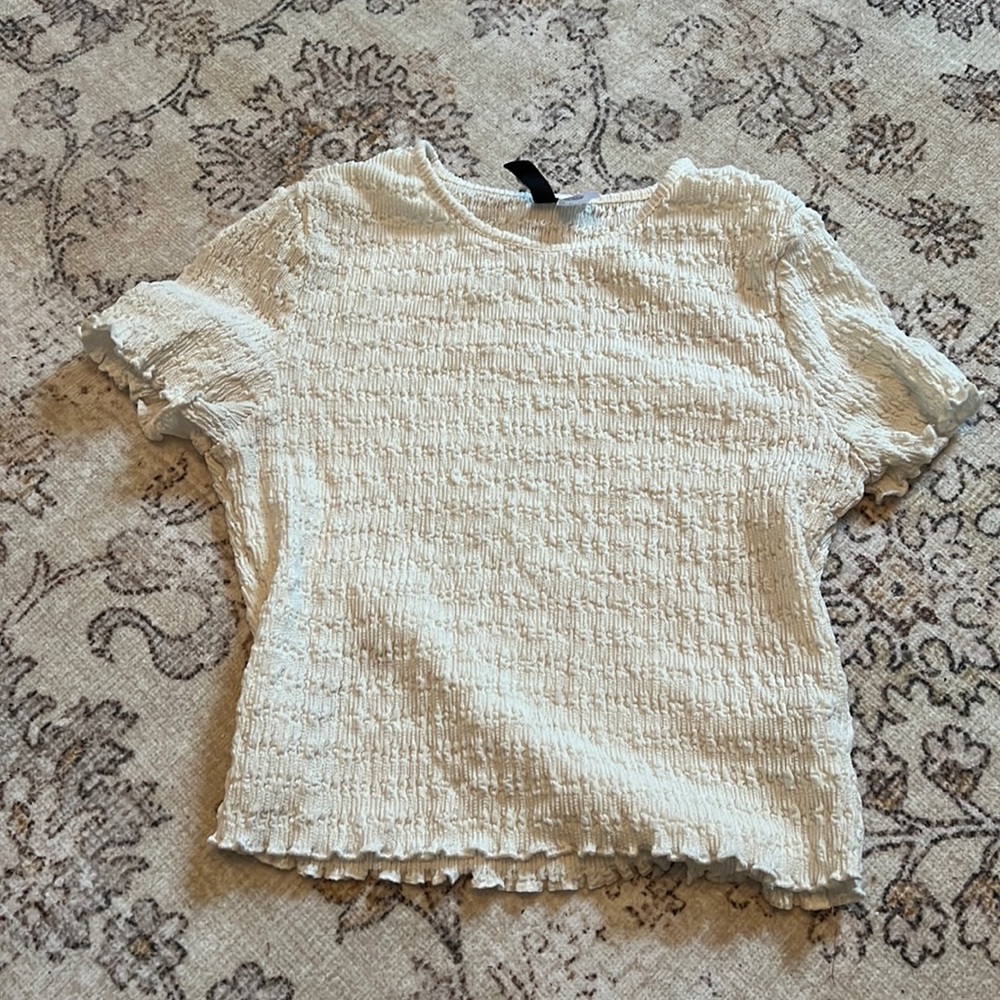 Stretchy ruffle crop tee